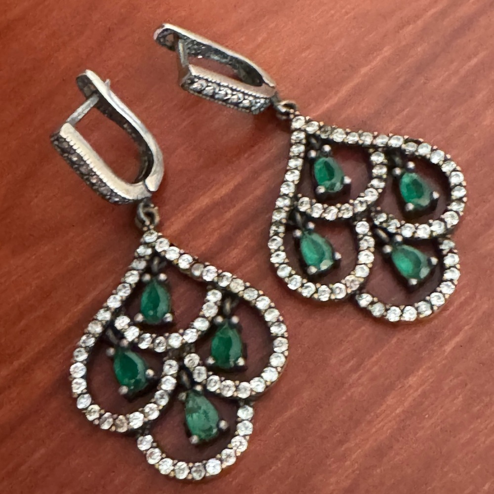 Elegant Silver and Green Teardrop Earrings